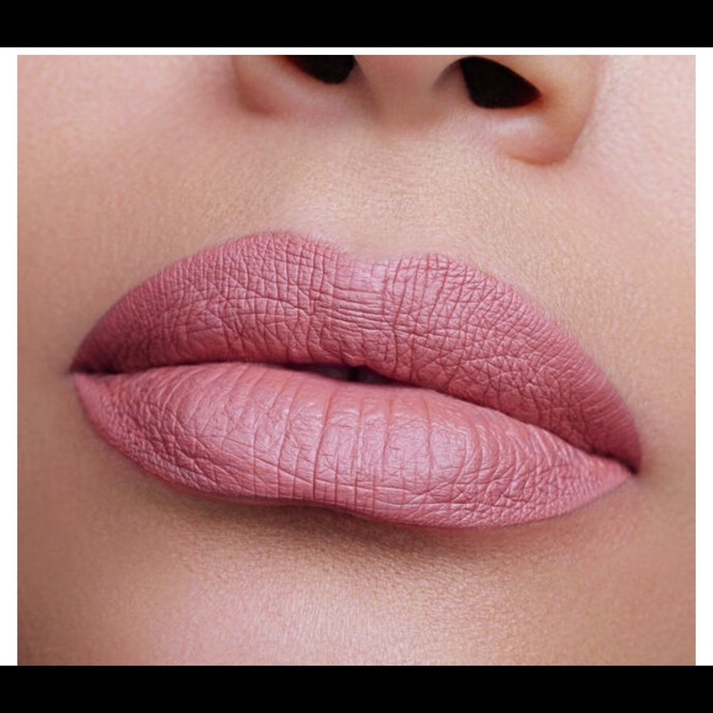 Tarte Eye Palette And Matte Lip Paint w/ Free Bag - Picture 4 of 10